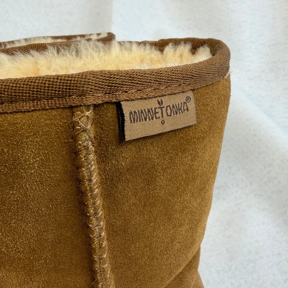 Minnetonka Suede Sheepskin Lined Boots‎ Brown Moc Toe Womens Size 6 Winter Cozy